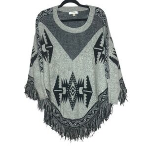 La Vie 89 Womens Grey Black Geometric Tribal Fringe Knit Poncho Sweater S/M boho